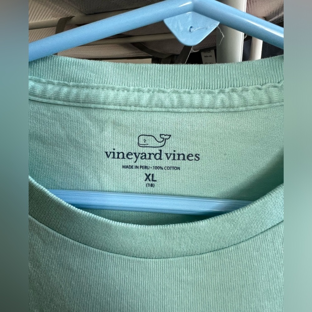 NWT Vineyard Vines aqua boys long sleeve pocket t shirt size XL 18 Nutcracker - Picture 4 of 4